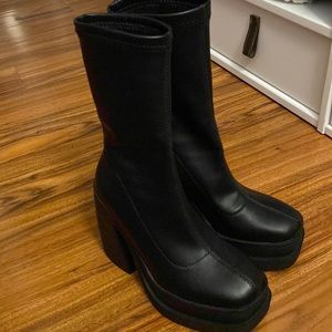 Bershka fitted high-heel platform ankle boots